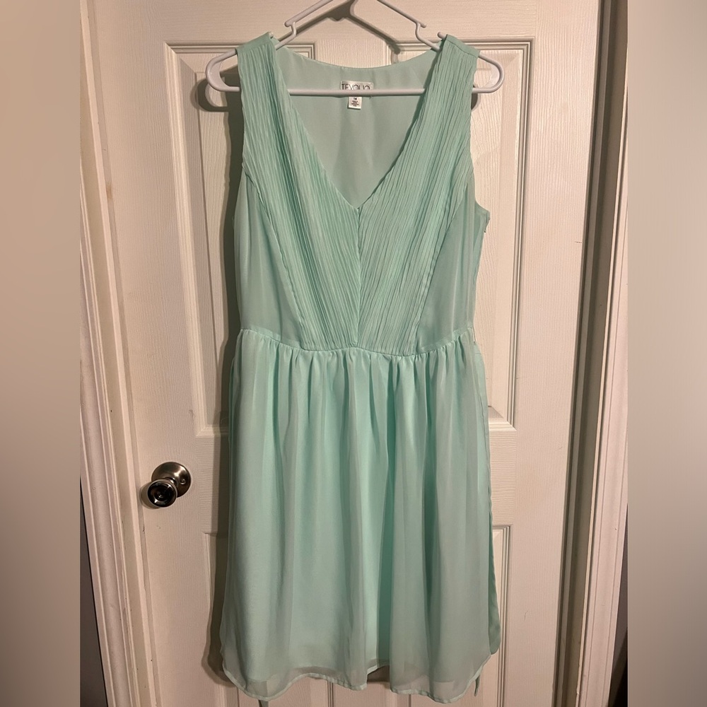 Tevolio Size 14 Mint Evening Cocktail Gown Easter Formal Dress Sleeveless